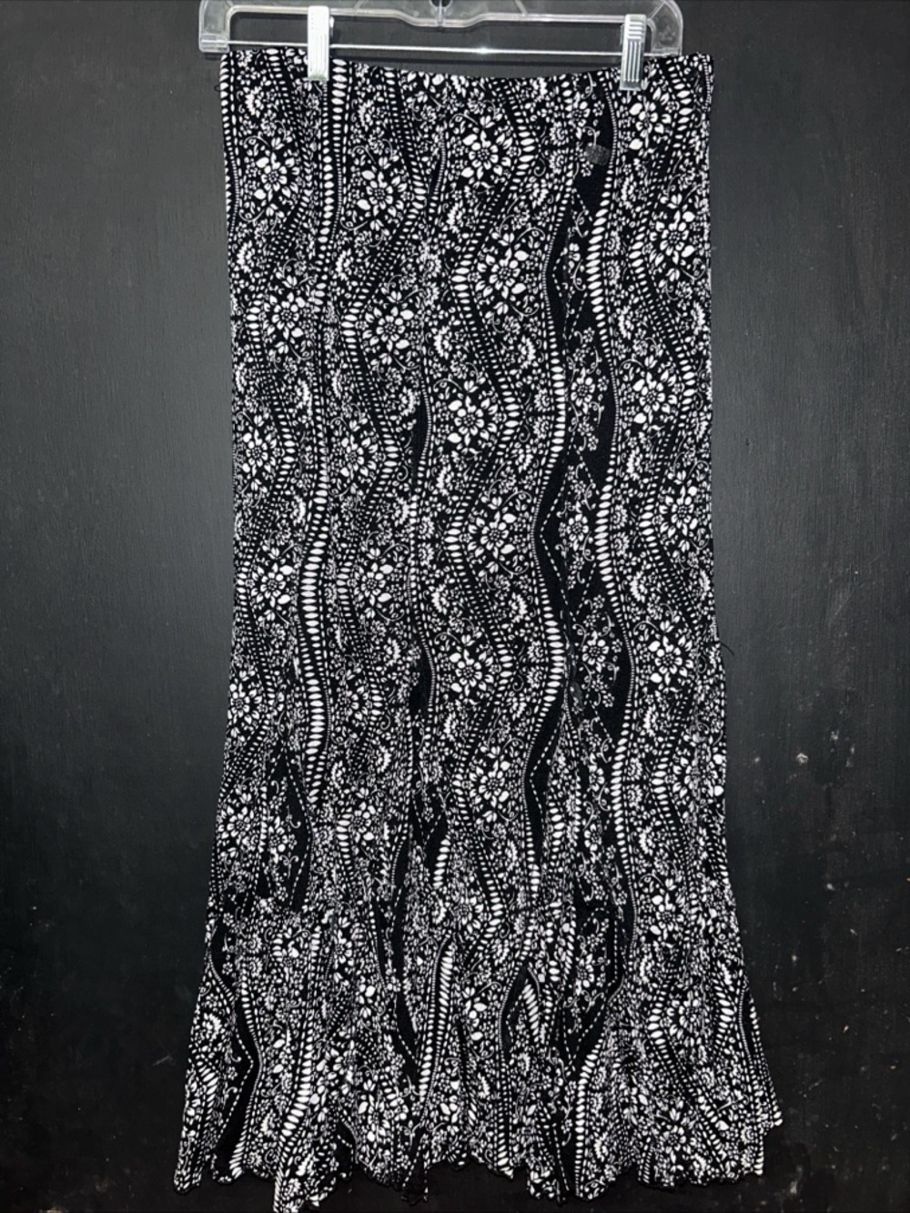 Coldwater Creek Black and White Floral Wave Maxi Skirt